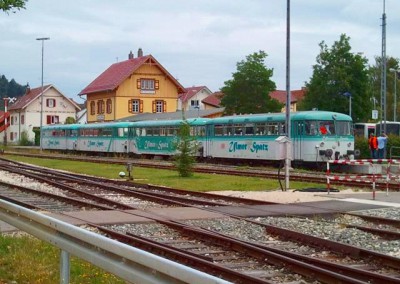 Bahnhof Münsingen mit Museumszug Triebwagen "Ulmer Spatz"