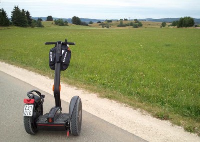 SEGWAY auf Hochfläche oberhalb Münsingen Richtung Hofgut Hopfenburg