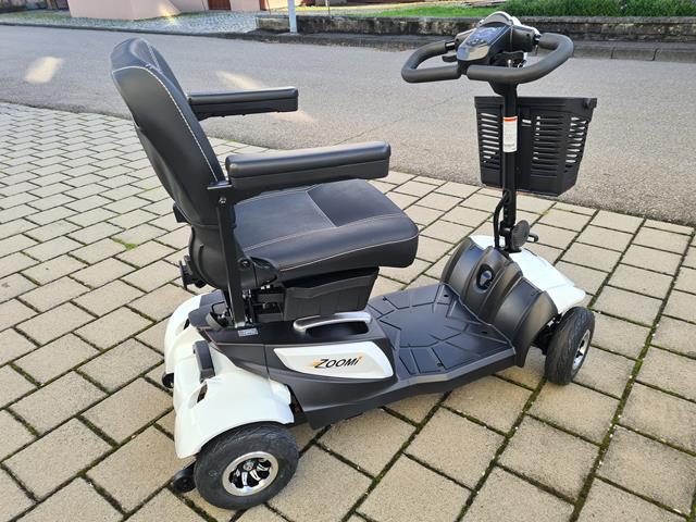 Pride Mobility ZOOMi Profil rechts