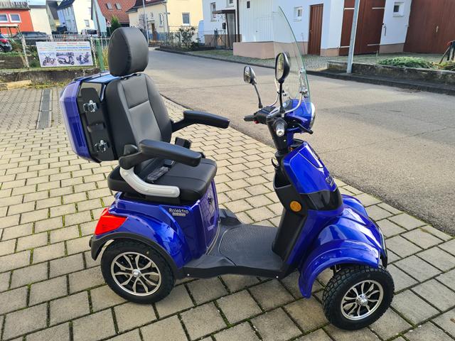 Rolektro E-Quad 25V3 Premium Profil rechts Rolektro E-Quad 25V3 Premium Profil rechts