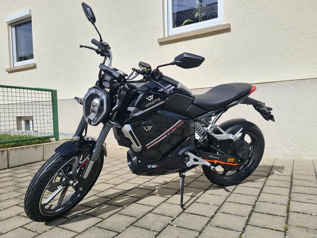 Vmoto TSX Seite links